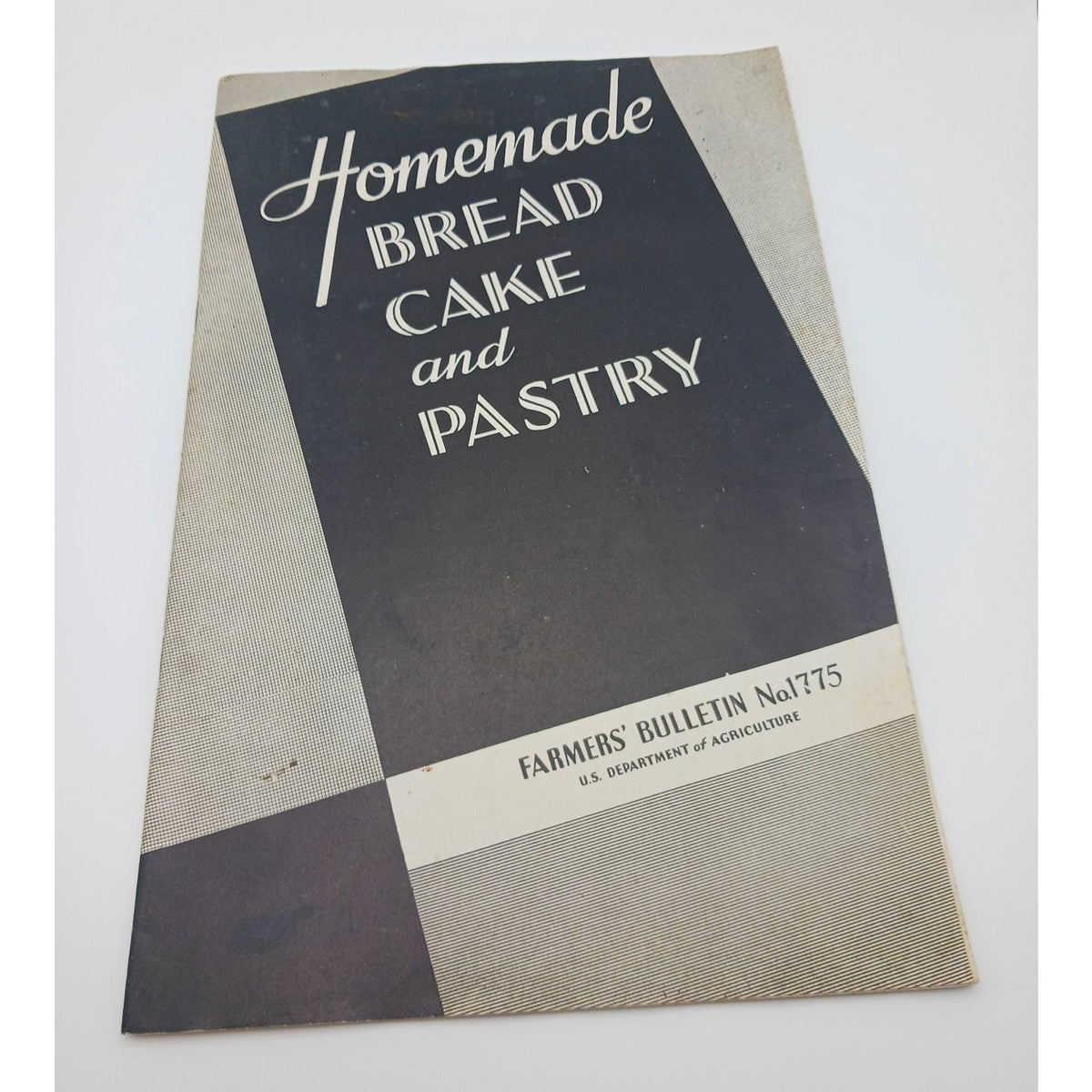 Vintage 1942 U S Dept Agriculture Booklet Homemade Bread Cake Pastry No 1775