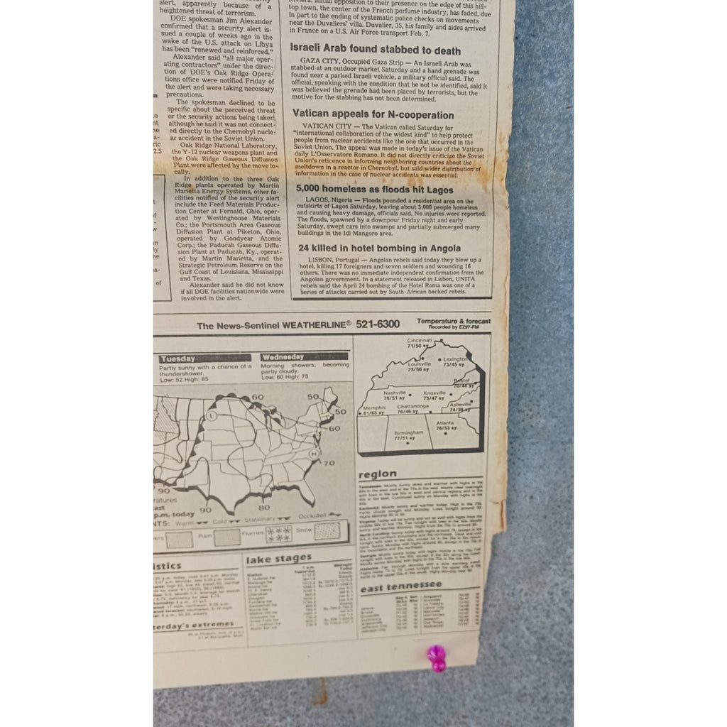RARE 1986 Dollywood Grand Opening Newspaper Article Dolly Parton Pigeon Forge TN