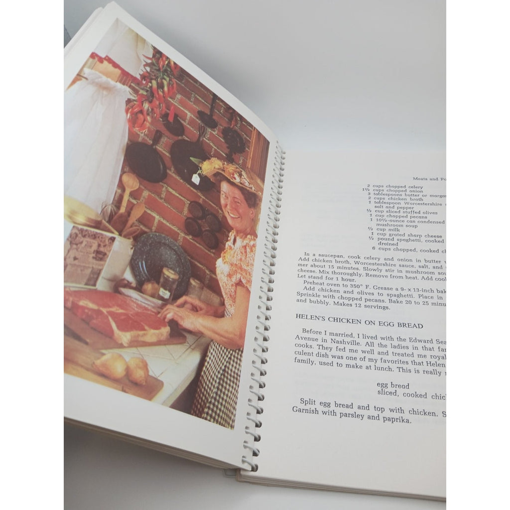Minnie Pearl Cooks Cookbook 1970 Fifth Printing 1984 Southern Recipes Nashville