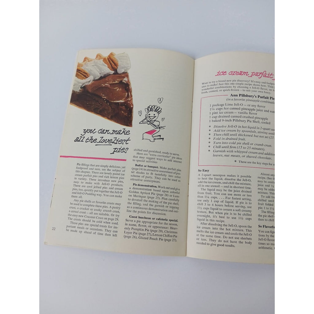 Vintage 1952 Jell-O Recipe Booklet Gelatin Pudding Pie Filling Mid-Century