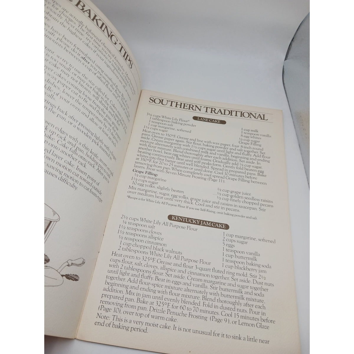 Vintage White Lily Cakes To Bake Recipe Booklet 1977 Baking Cookbook