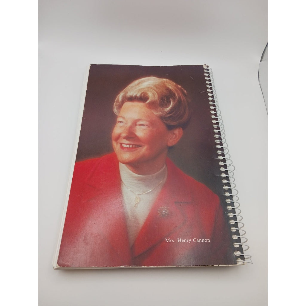Minnie Pearl Cooks Cookbook 1970 Fifth Printing 1984 Southern Recipes Nashville