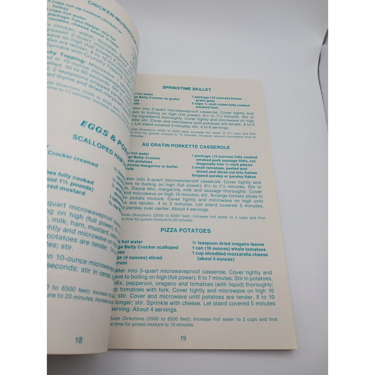 Vintage 1979 Betty Crocker Microwave Memo Booklet General Mills Recipes
