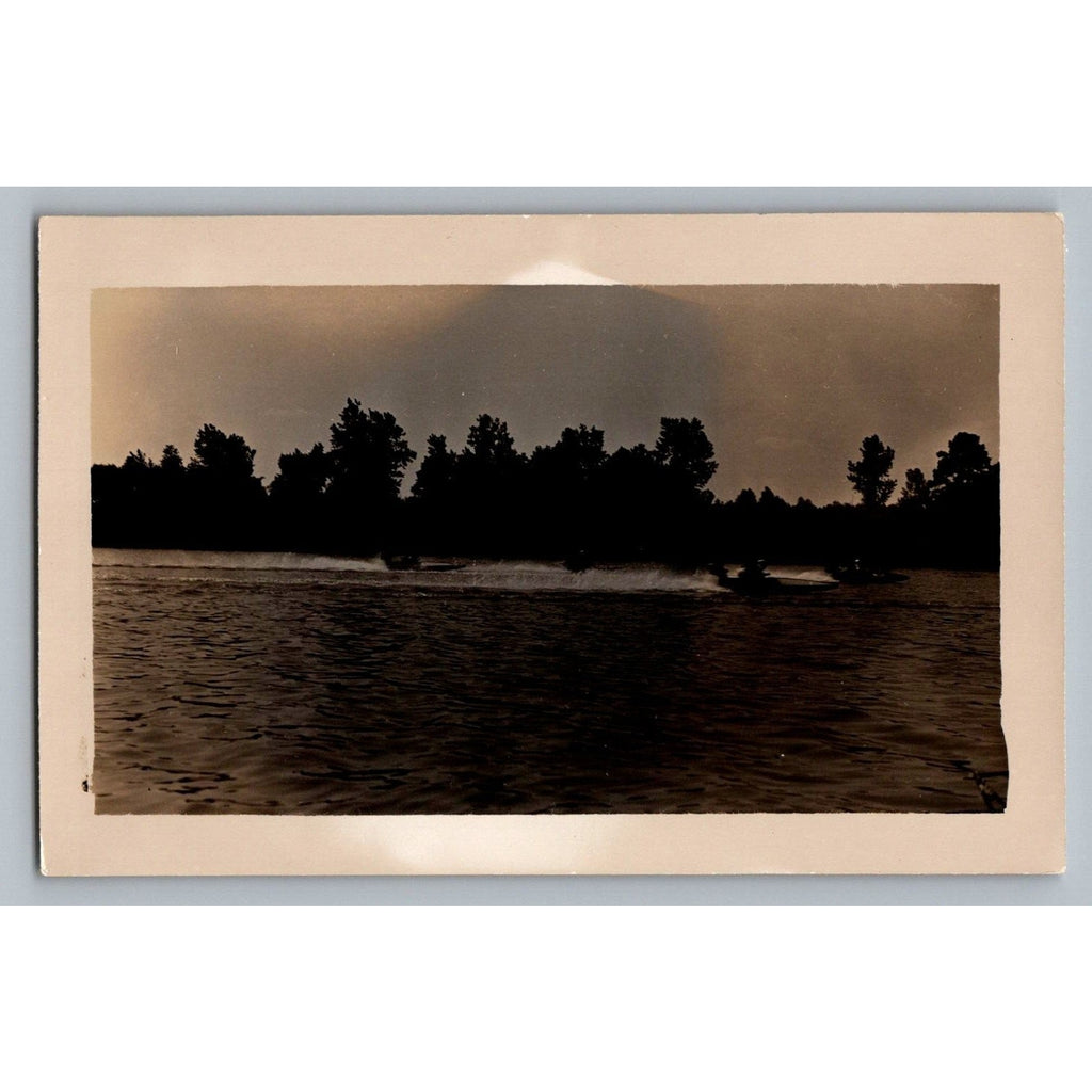 Speedboat Race 1940s 1950s Snapshot Photograph Water Skiing Action Vintage