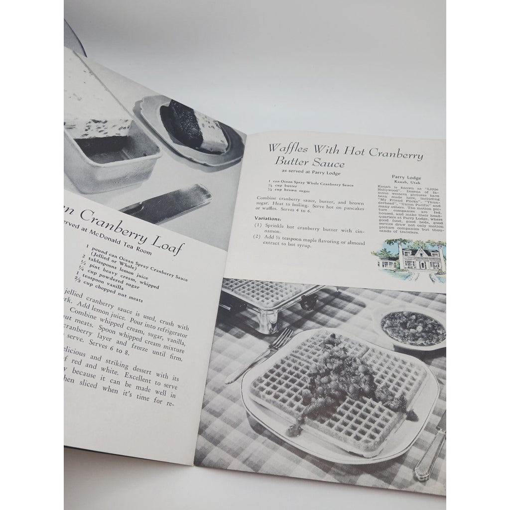 Vintage Ocean Spray 20 Famous Cranberry Dishes Recipe Booklet 1940s 1950s