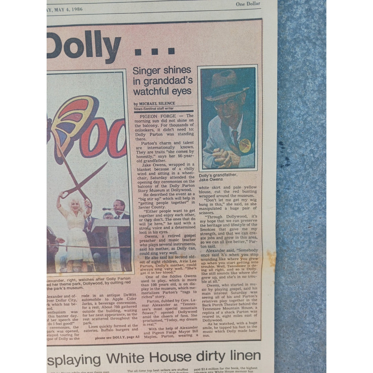 RARE 1986 Dollywood Grand Opening Newspaper Article Dolly Parton Pigeon Forge TN