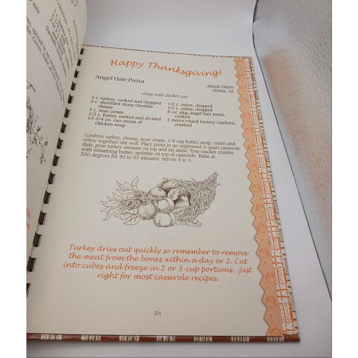 Flavors of Fall Cookbook Gooseberry Patch 2003 Second Printing Seasonal Recipes