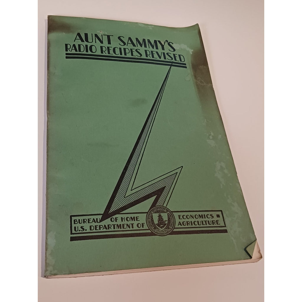 Aunt Sammy's Radio Recipes Revised 1931 USDA Cookbook Vintage Ephemera