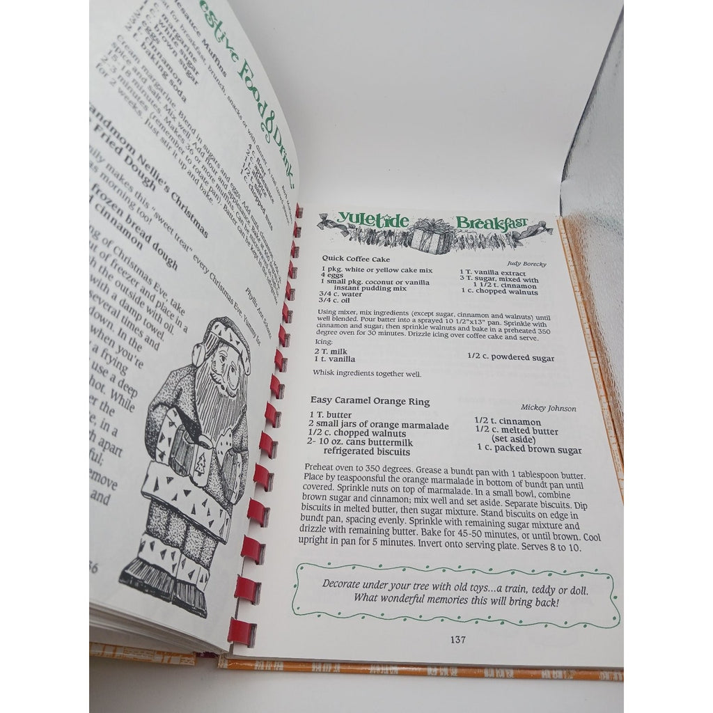 Welcome Home For The Holidays Gooseberry Patch 1994 First Printing Cookbook