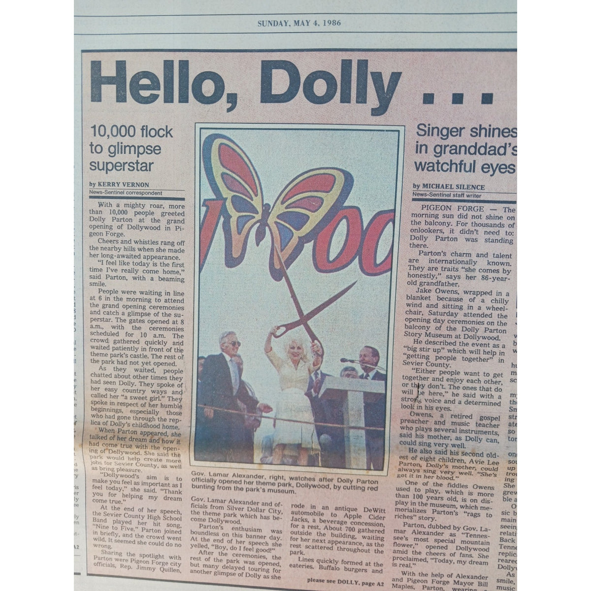 RARE 1986 Dollywood Grand Opening Newspaper Article Dolly Parton Pigeon Forge TN