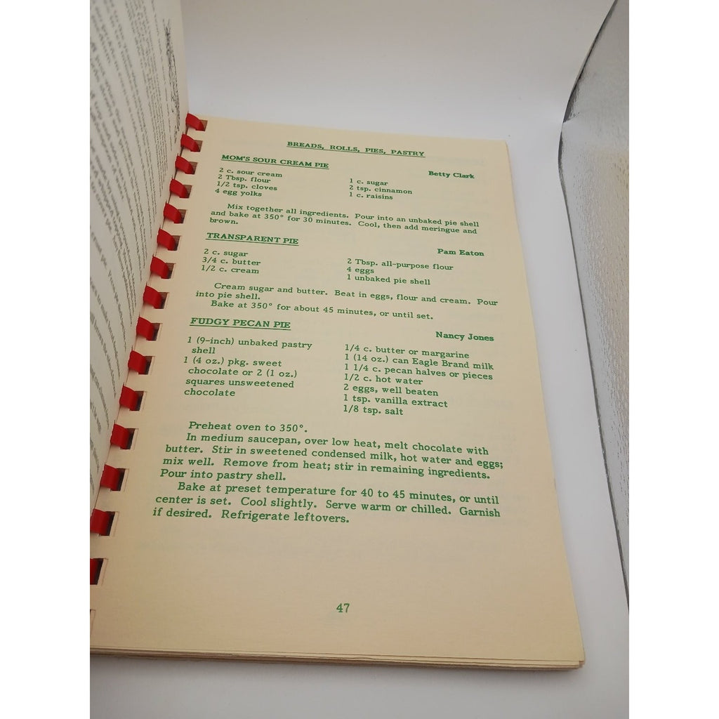 Home Made Cooking Our Favorite Recipes Spiral Bound 1989 Cookbook