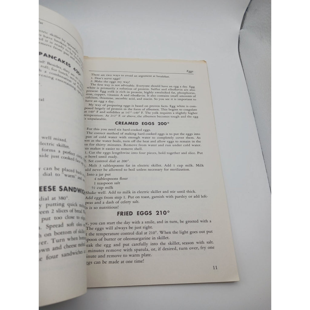 Lasko Square Meal Recipes Booklet Automatic Electric Skillet Vintage