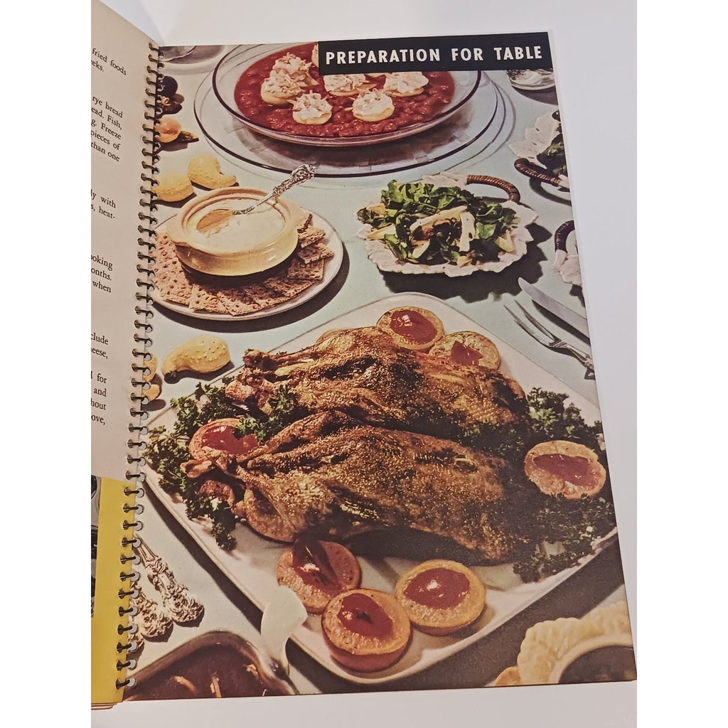 1947 International Harvester How to Freeze Foods Recipe Manual Cookbook Vintage
