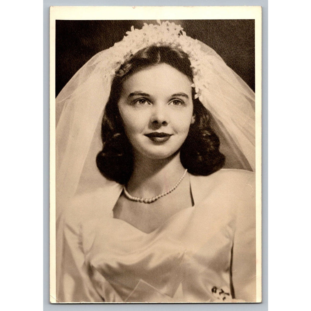1950s Pretty Bride Woman Silver Gelatin Print Wedding Portrait Vintage