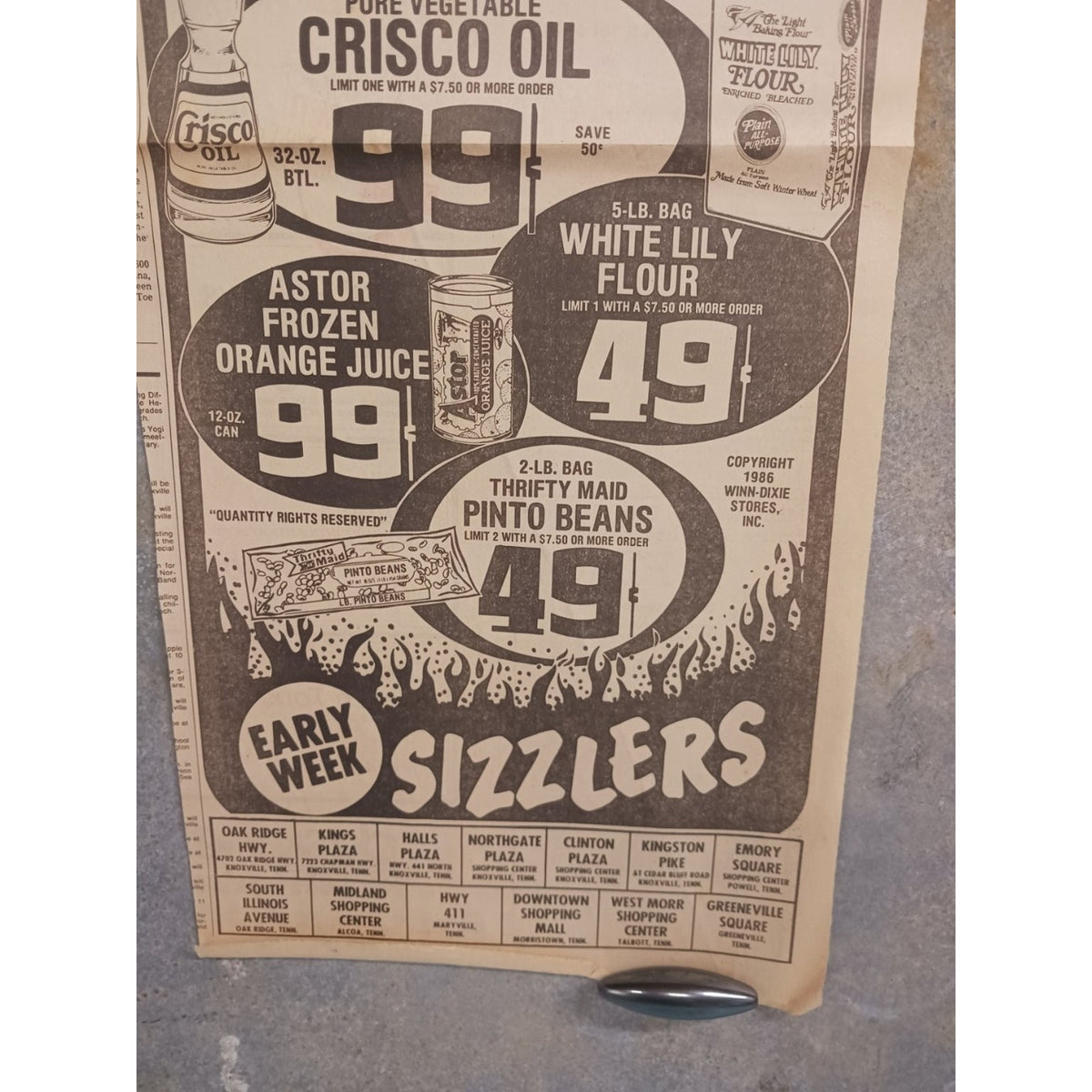 1986 Winn-Dixie Grocery Store Newspaper Ad Knoxville Tn Crisco White Lily Prices