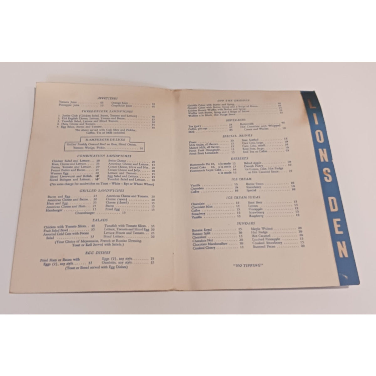 Vintage LIONS DEN Restaurant Menu c1940s City Aerial View Ephemera Chicago RARE