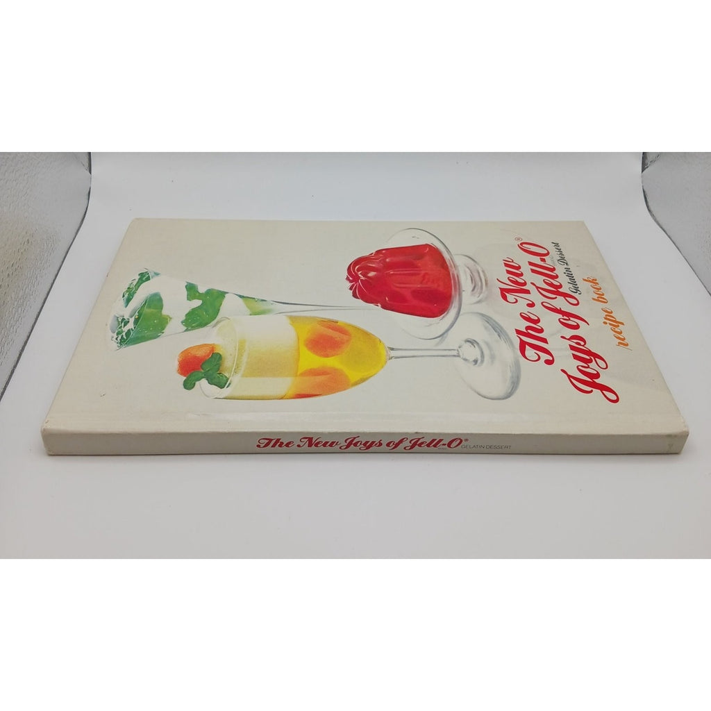 New Joys of Jell O Gelatin Dessert Recipe Book 1979 4th Edition Cookbook
