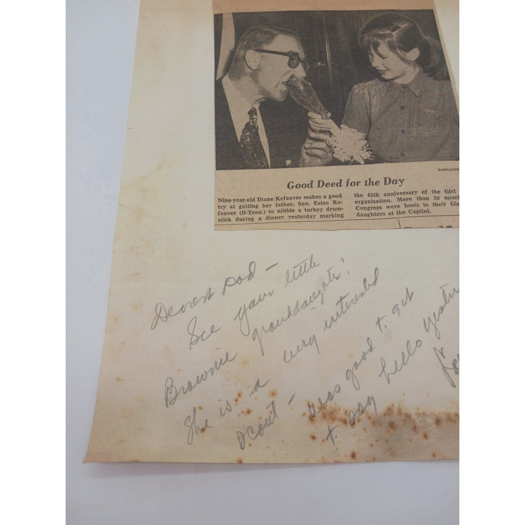 Handwrote Note Signed Estes Kefauver W/ Daughter Newspaper Clipping Sent To Dad